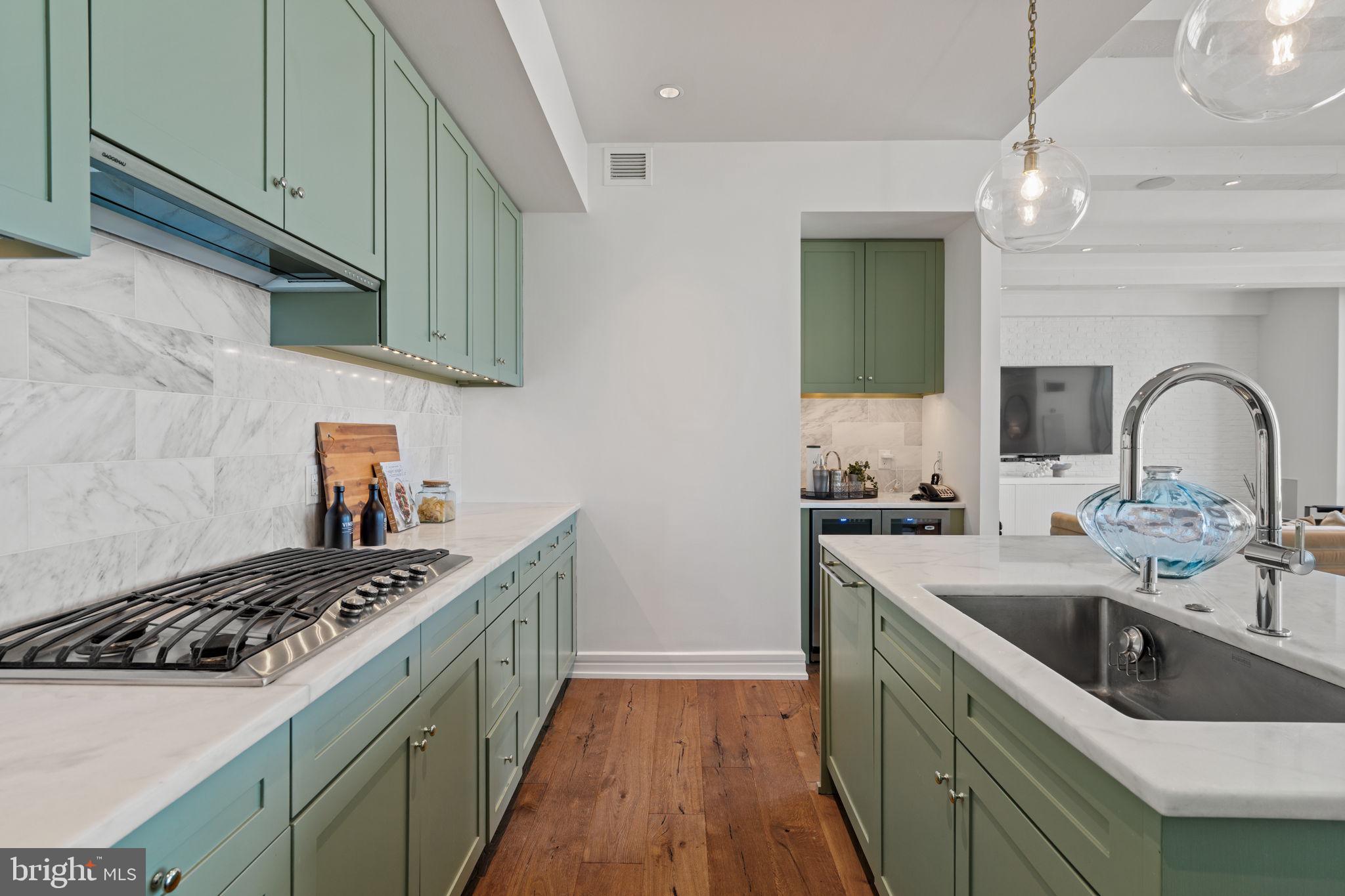 1414 S PENN SQUARE 29CDE