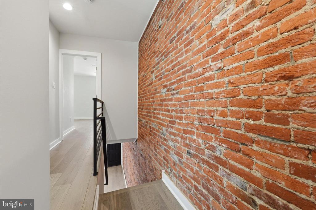 1229 S 19TH STREET