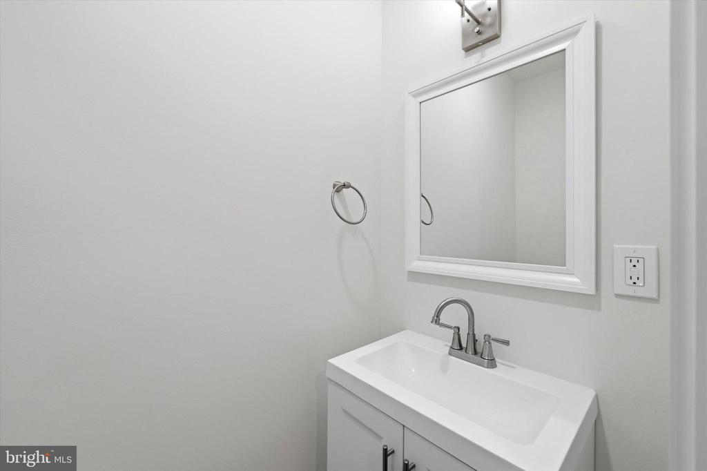 1229 S 19TH STREET