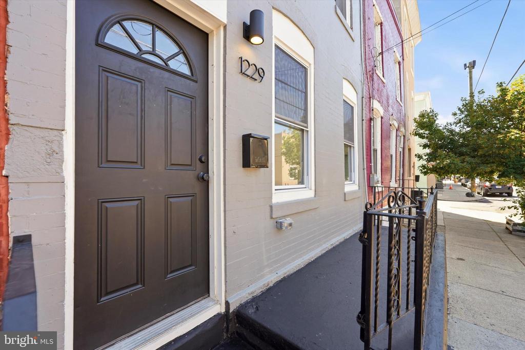 1229 S 19TH STREET