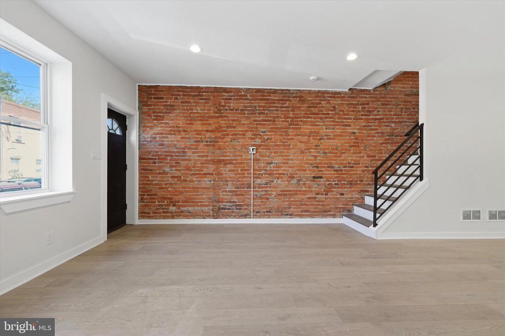 1229 S 19TH STREET