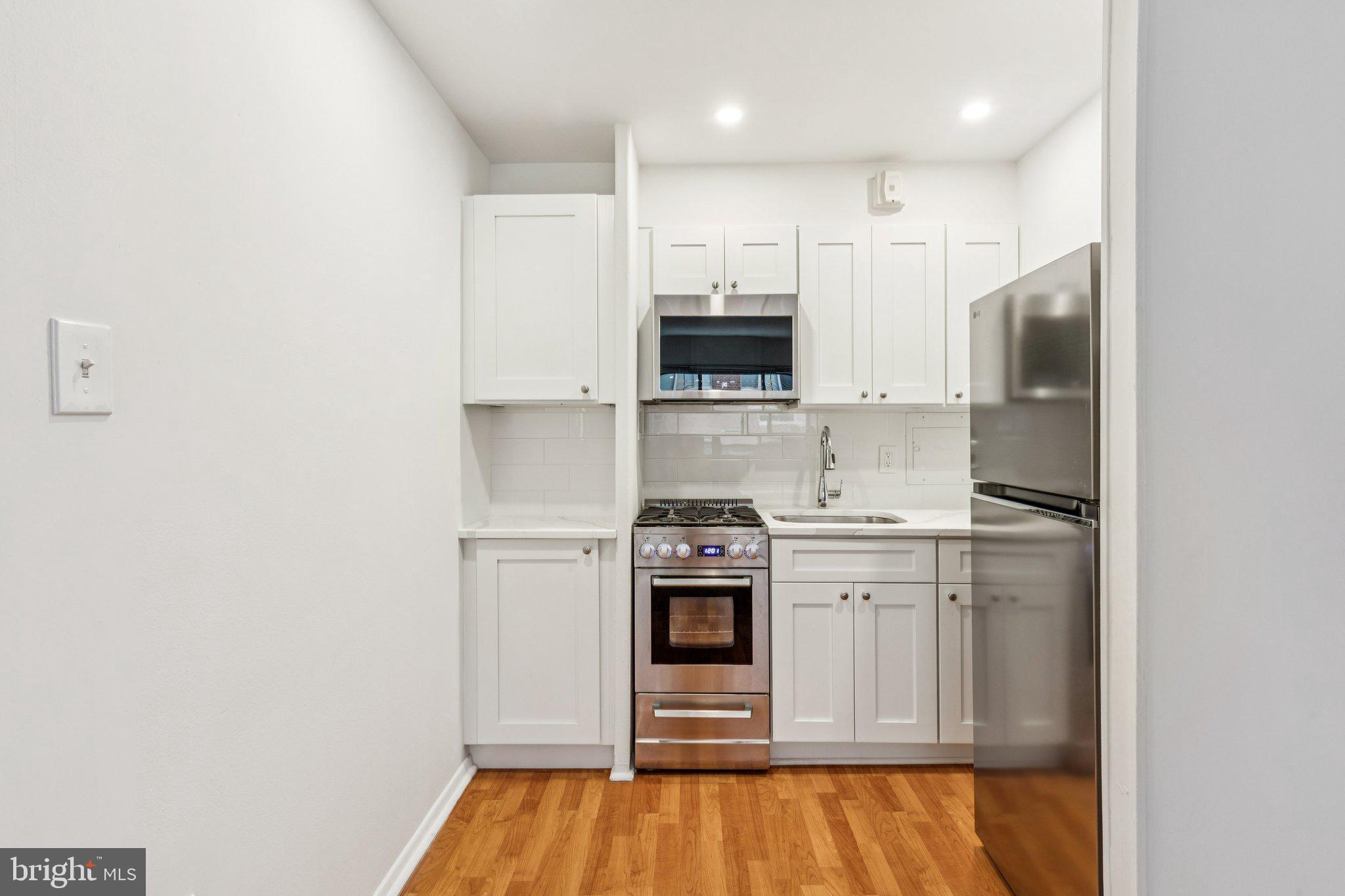2101 CHESTNUT STREET 721-R