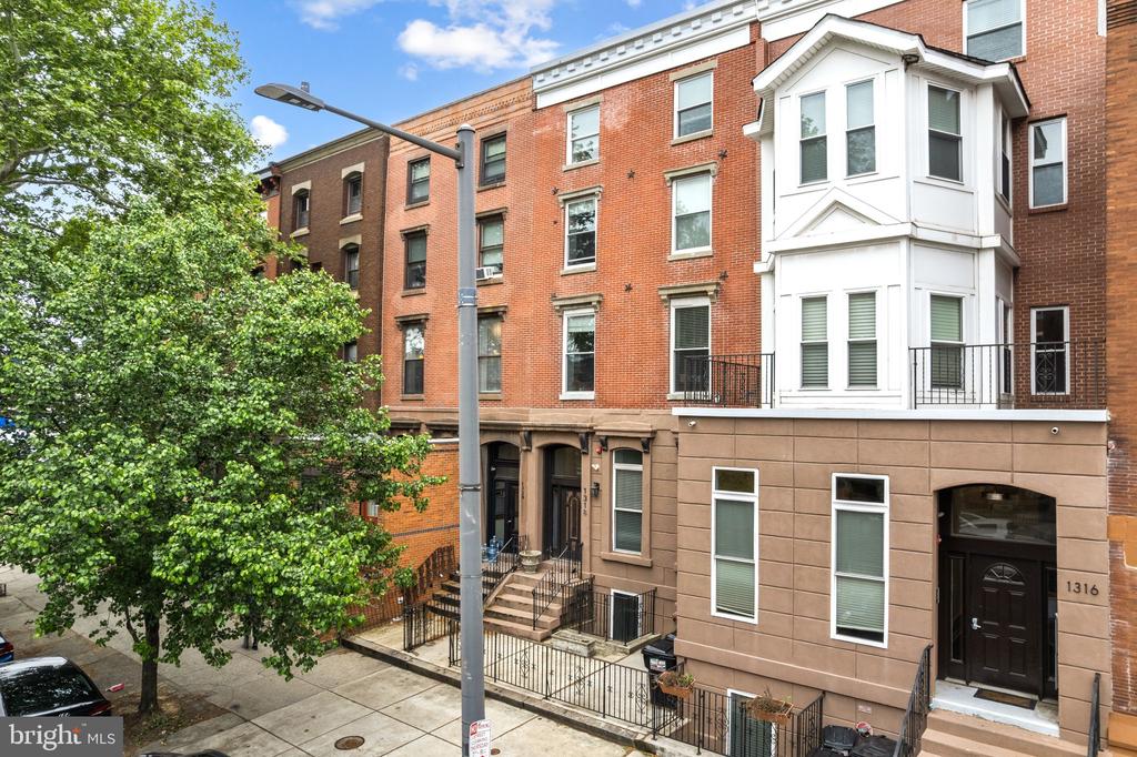 1318 BROAD 1F