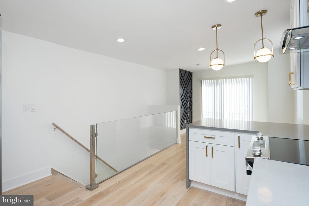 2517 CEDAR STREET 2