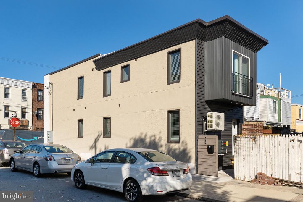2517 CEDAR STREET 2