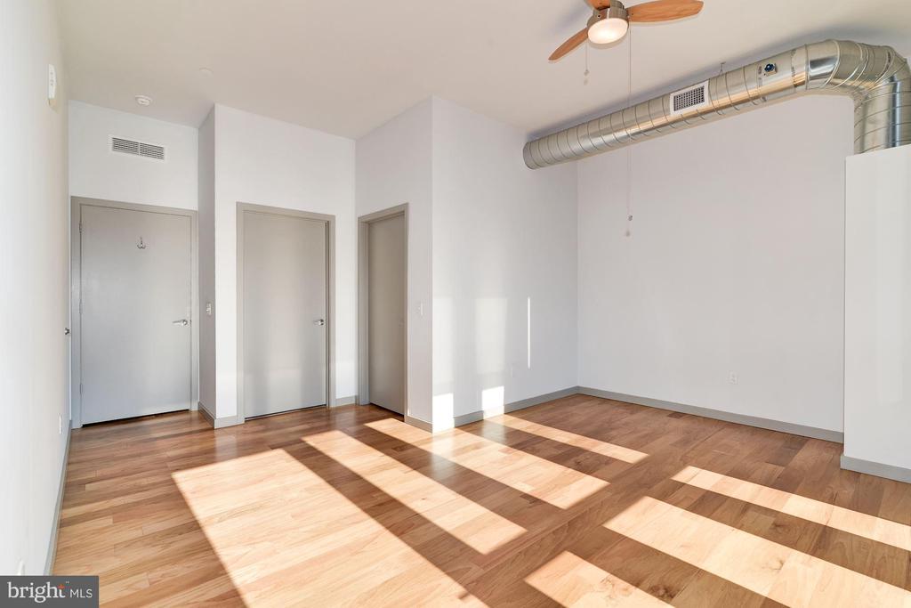 1125 SANSOM STREET 615
