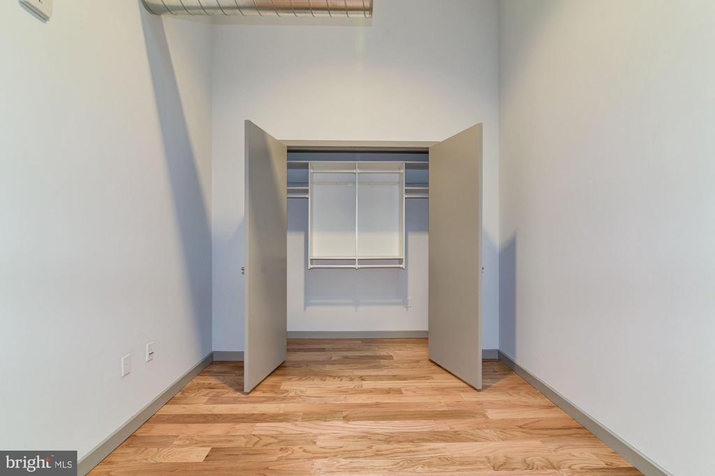 1125 SANSOM STREET 615