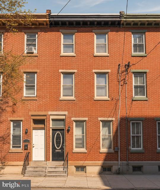 1537 SWAIN STREET
