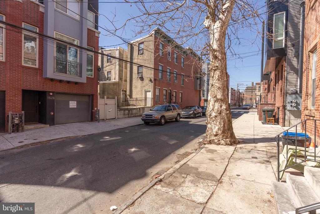 1537 SWAIN STREET