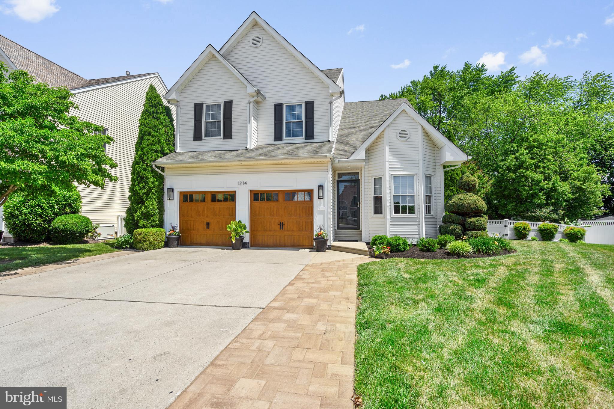 1214 ANNA DRIVE