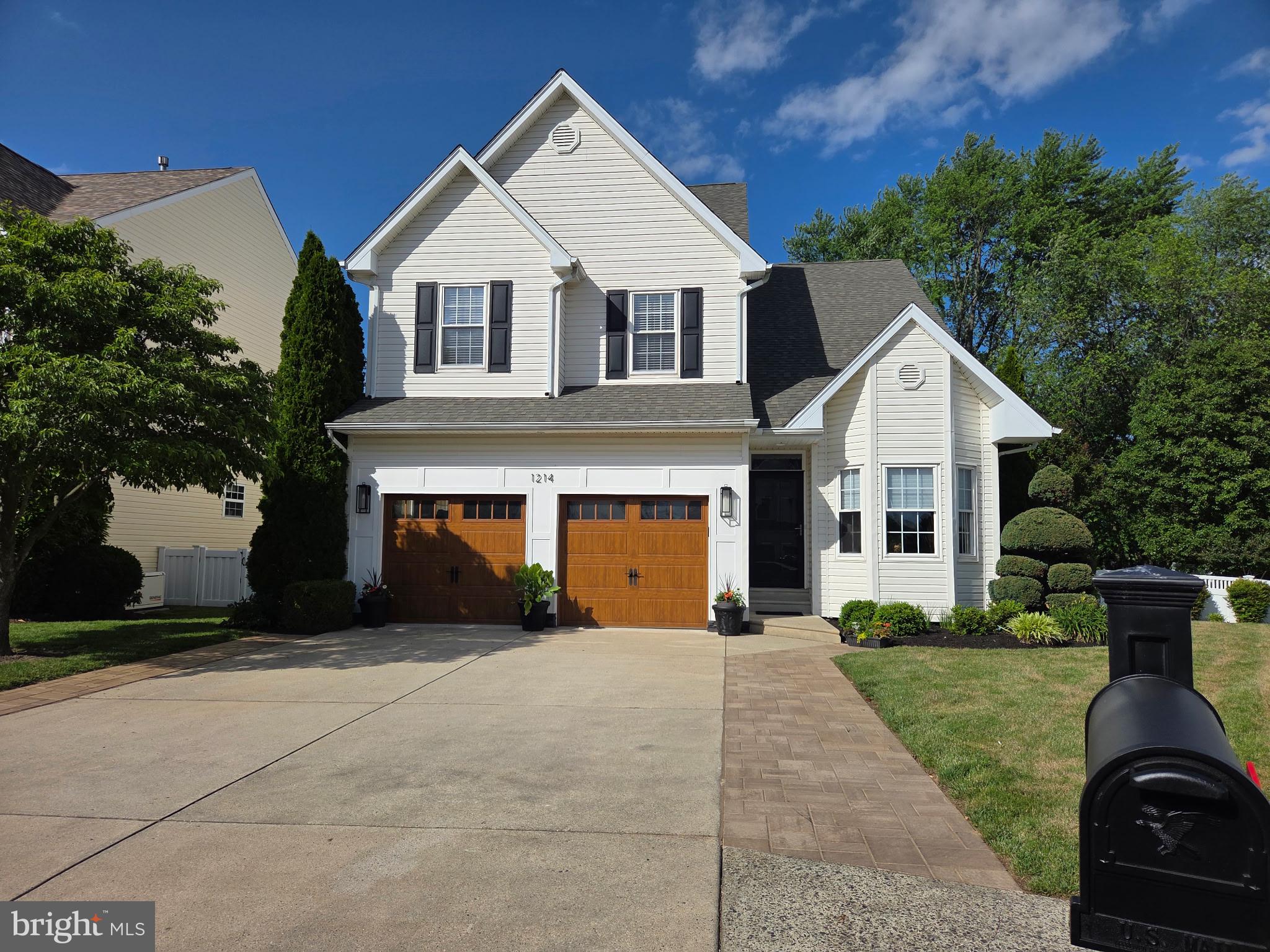 1214 ANNA DRIVE