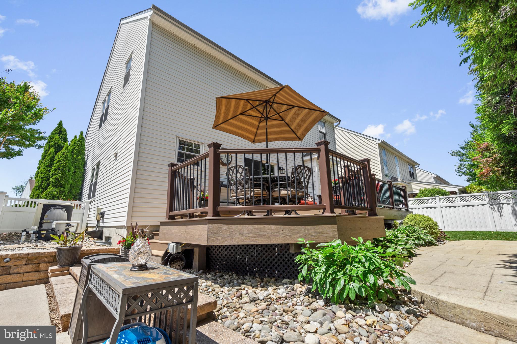 1214 ANNA DRIVE