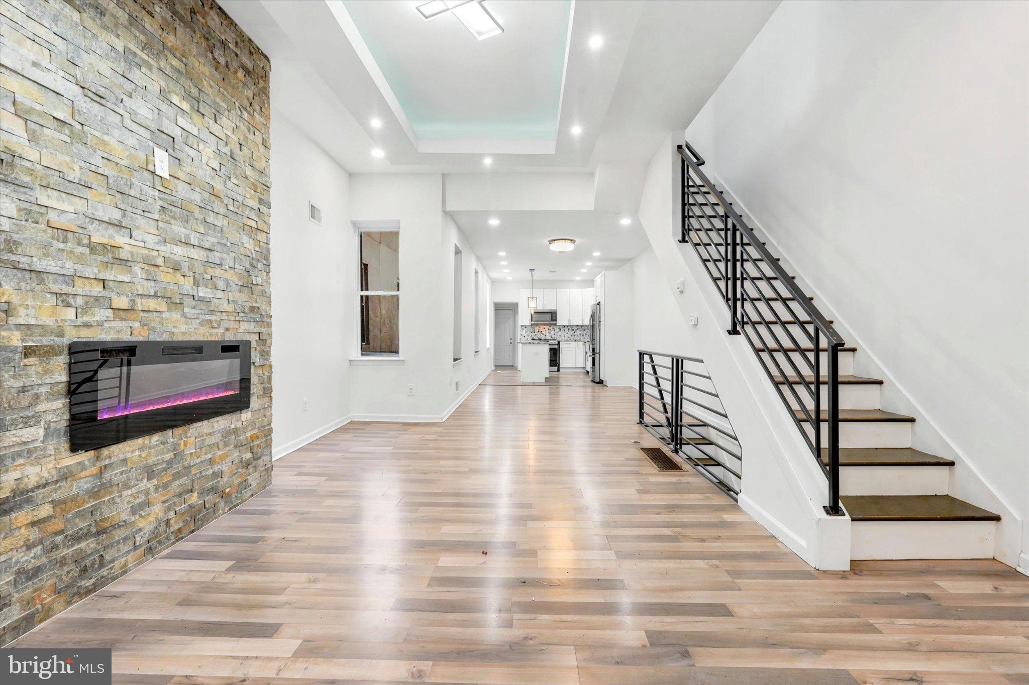 2248 N VAN PELT STREET