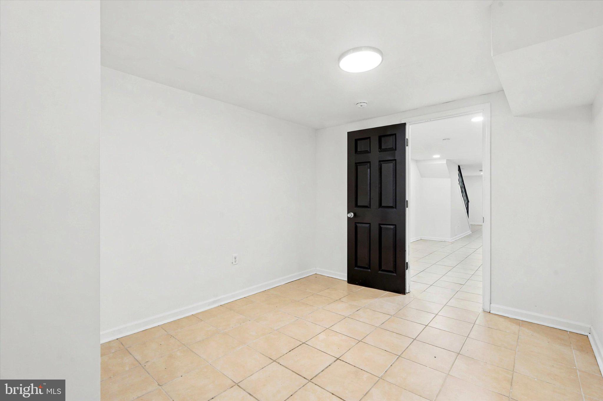 2248 N VAN PELT STREET