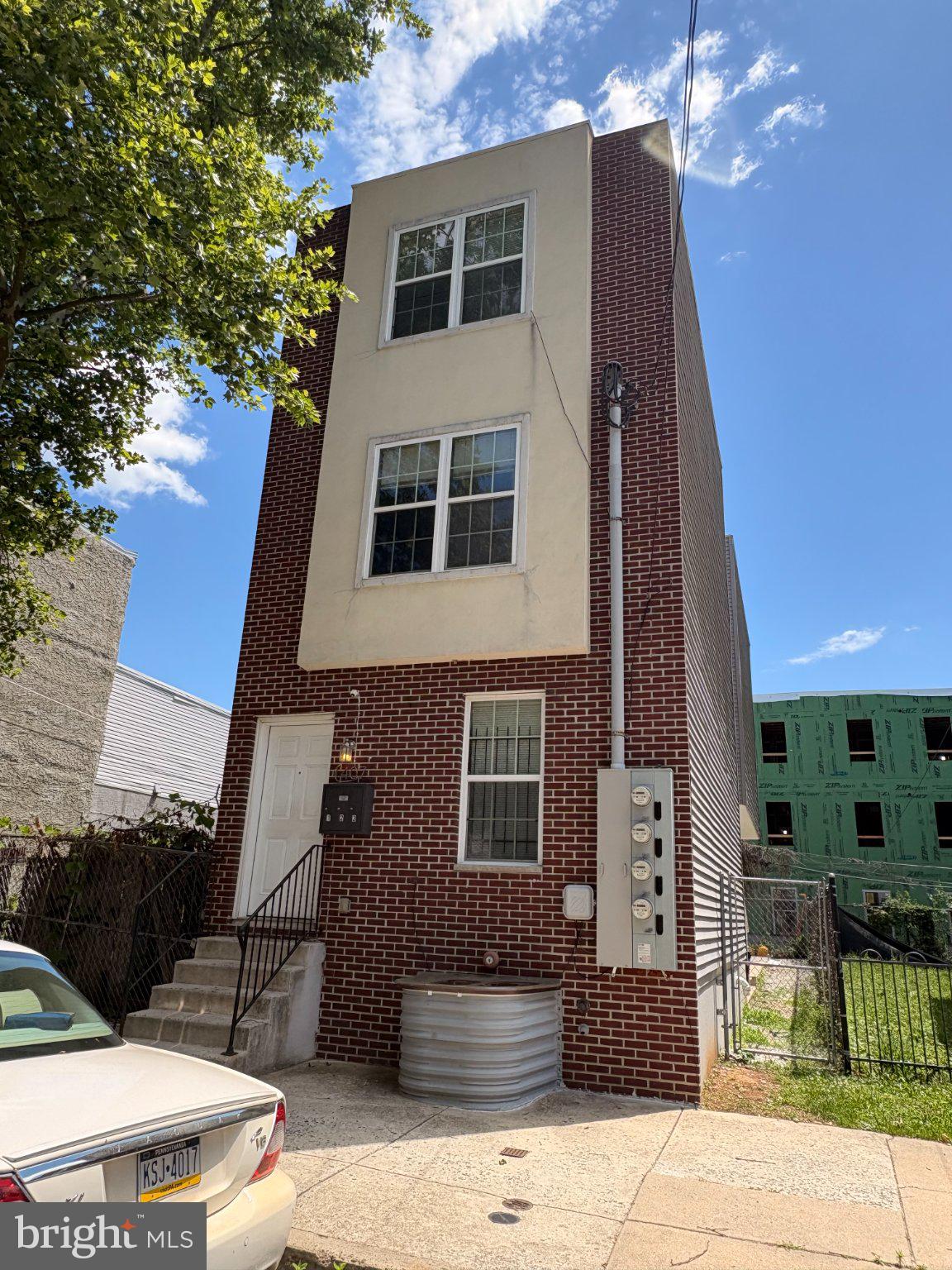 1407 N BOUVIER STREET 1