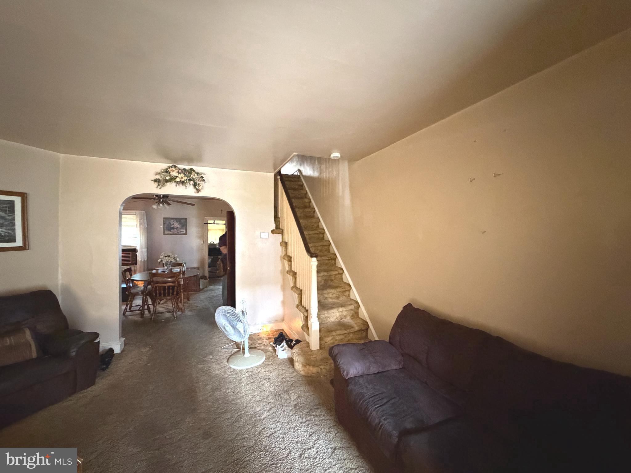 5842 N 4TH STREET