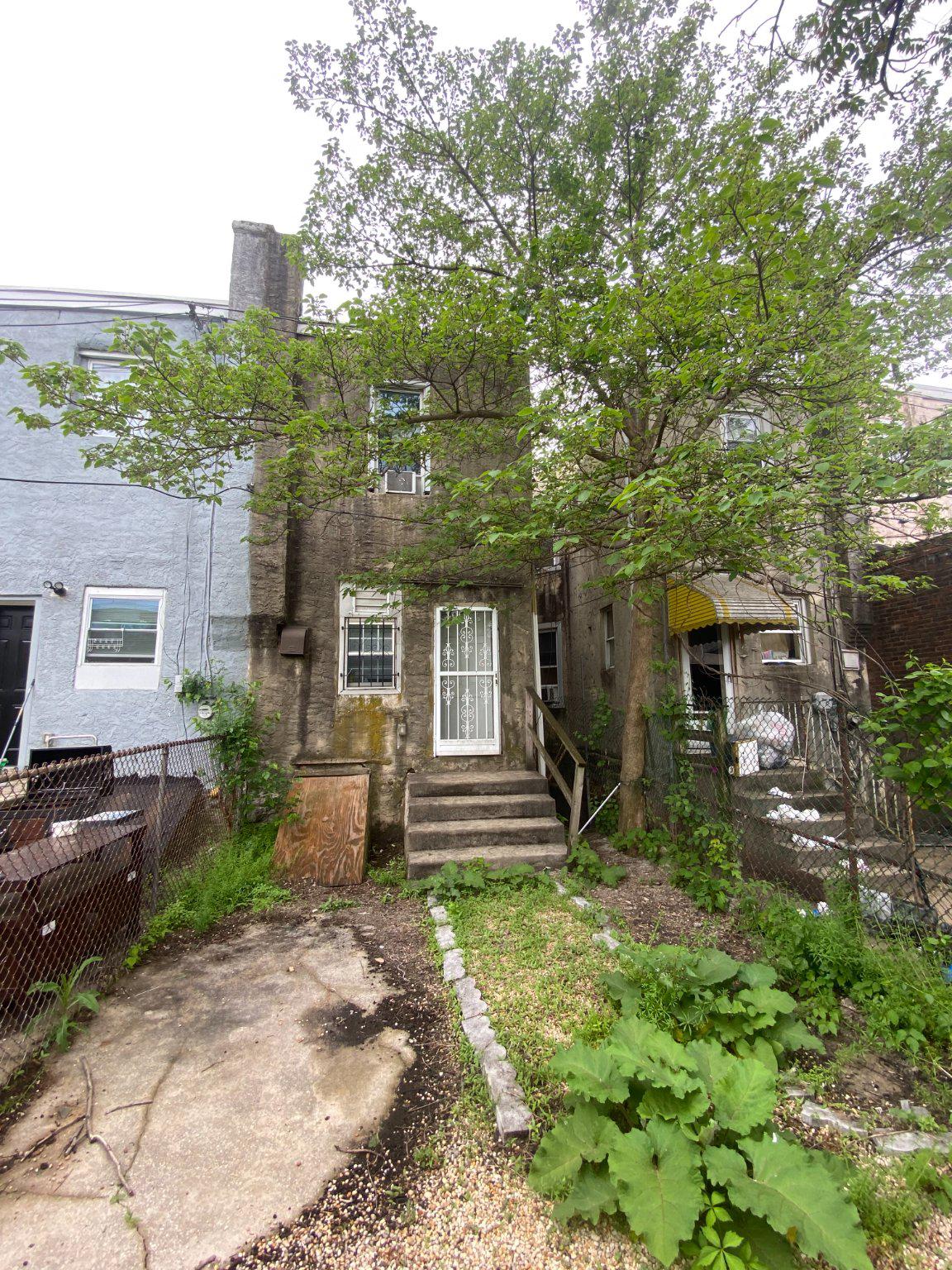 2111 S SHIELDS