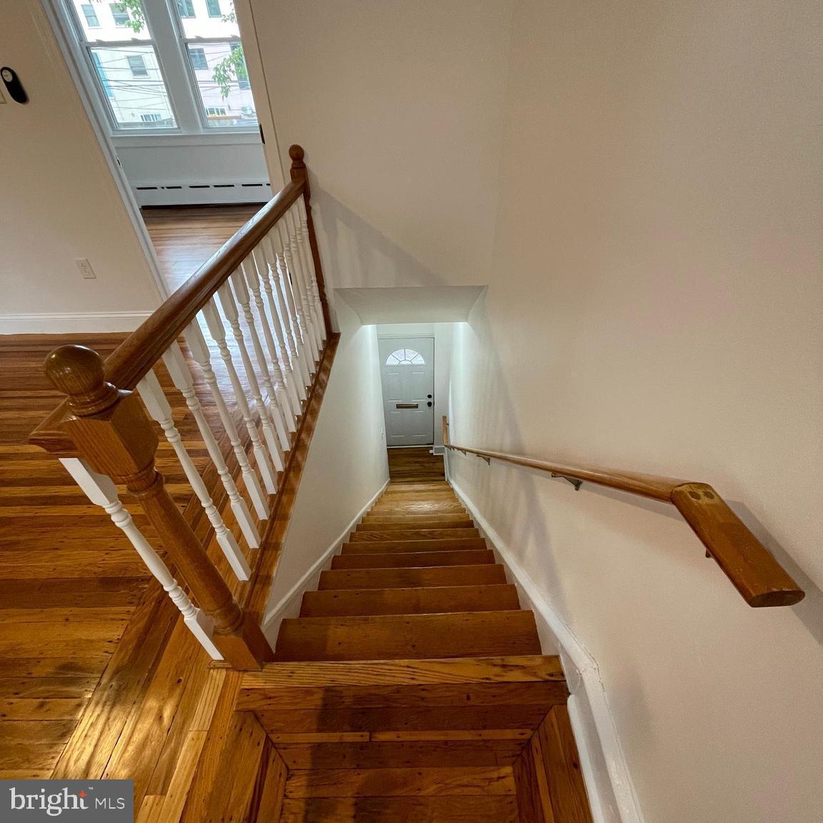 641 BAINBRIDGE STREET UNIT B