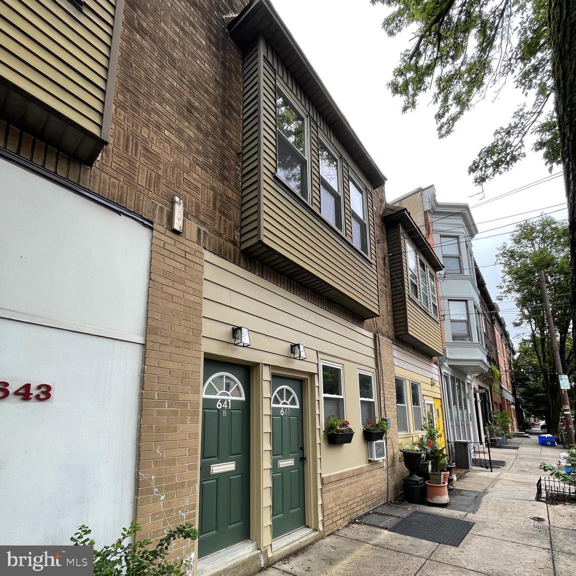 641 BAINBRIDGE STREET UNIT B