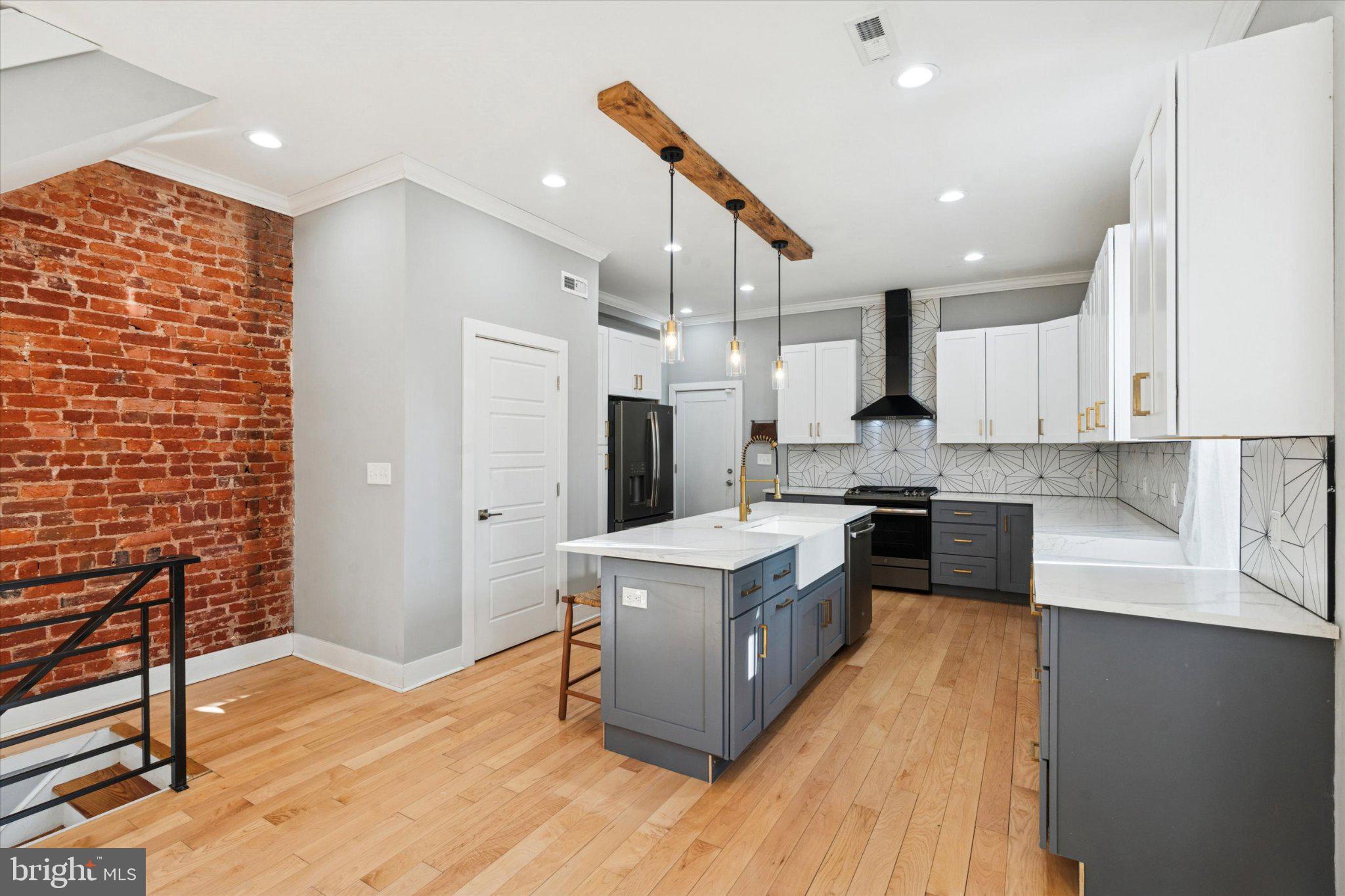 1625 S 19TH STREET