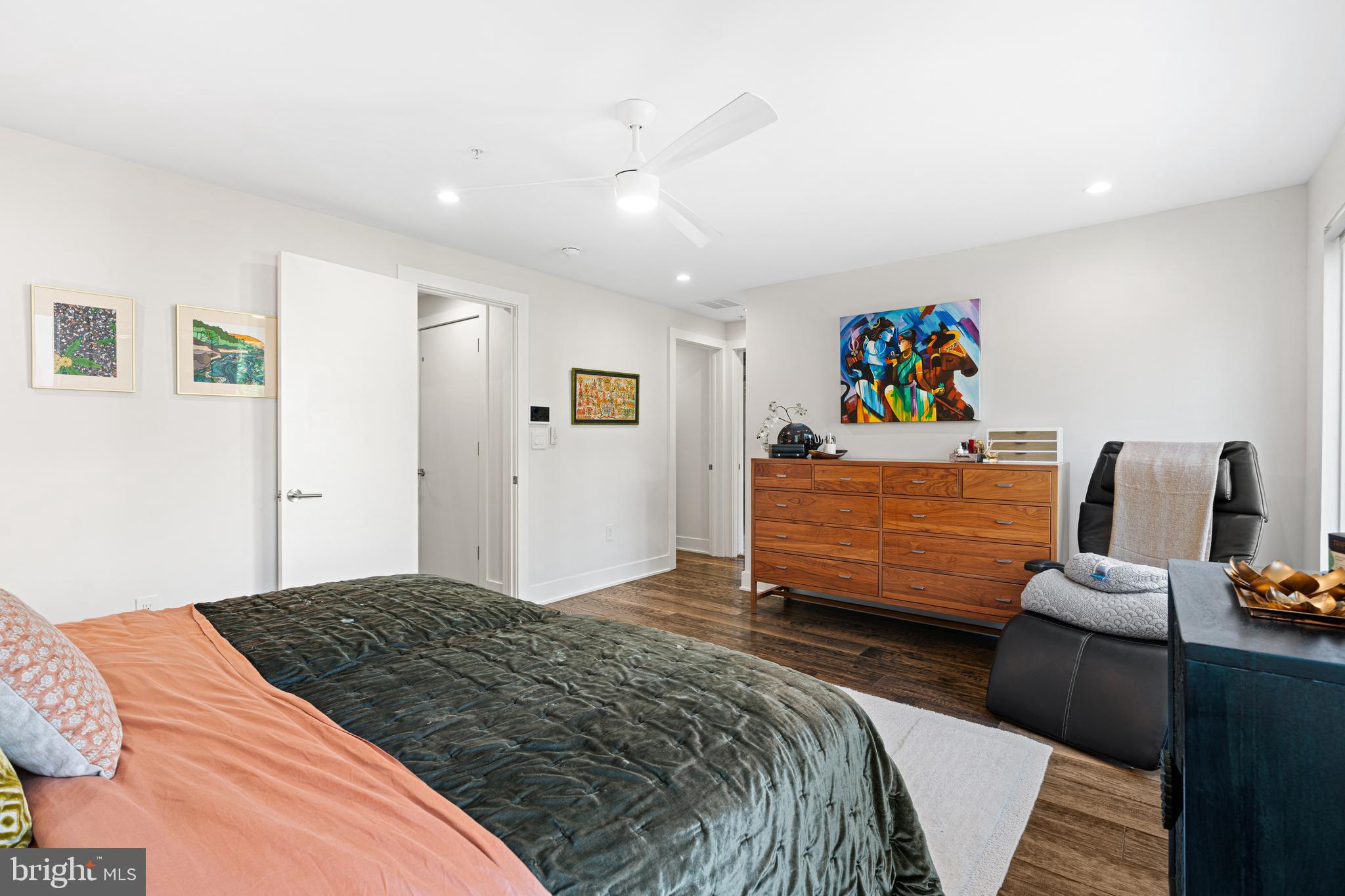 212 N 21ST STREET 1
