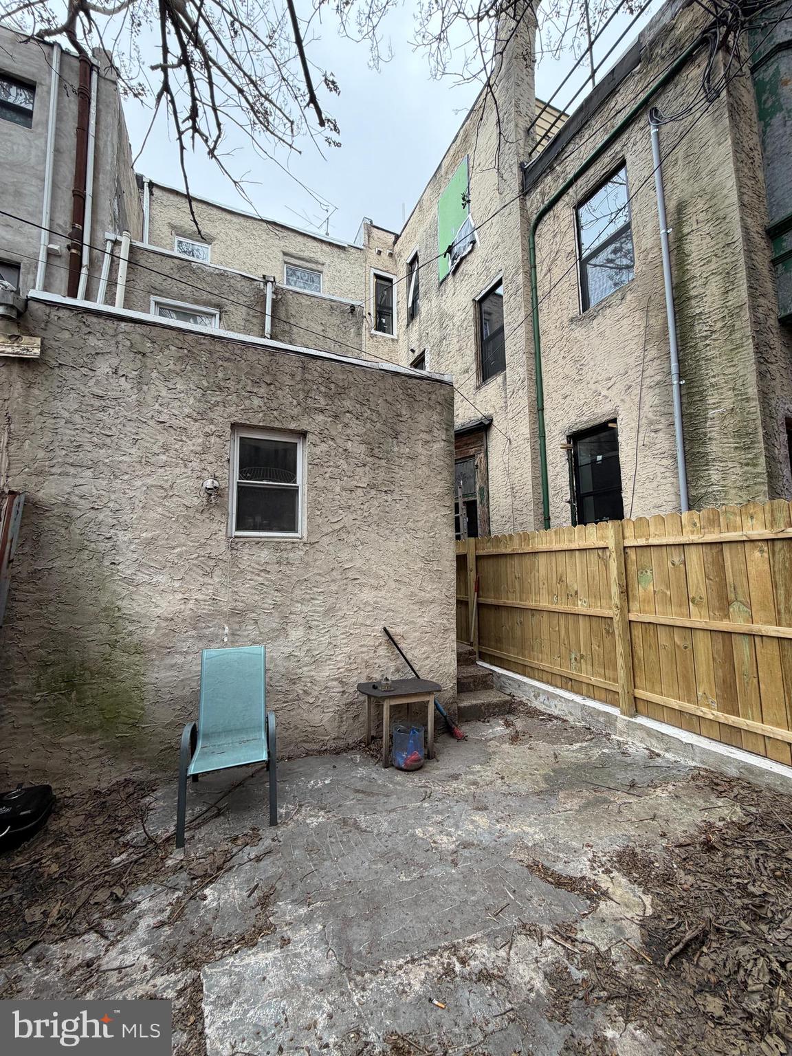 1842 CHRISTIAN STREET