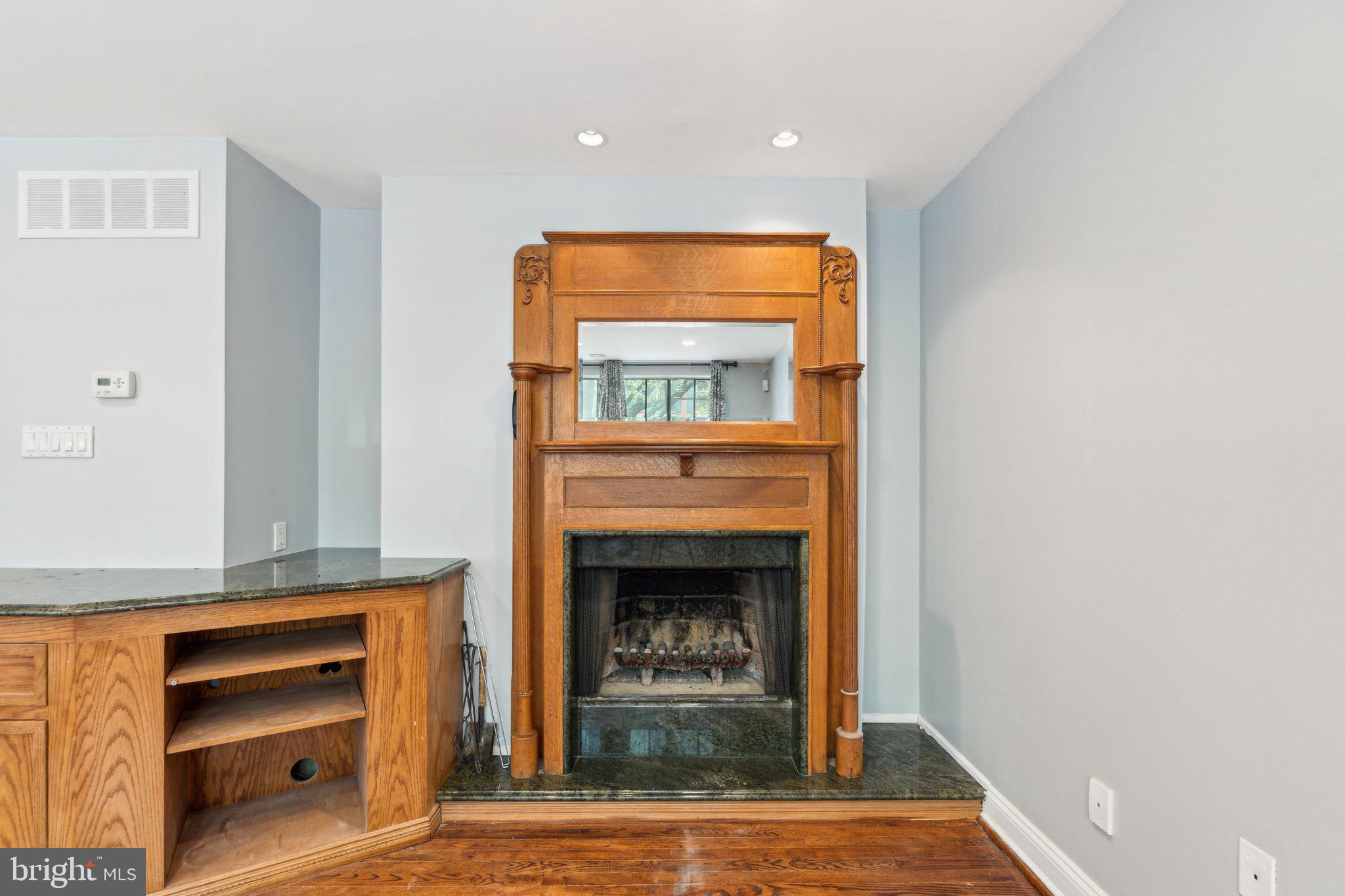 2028 ARCH STREET