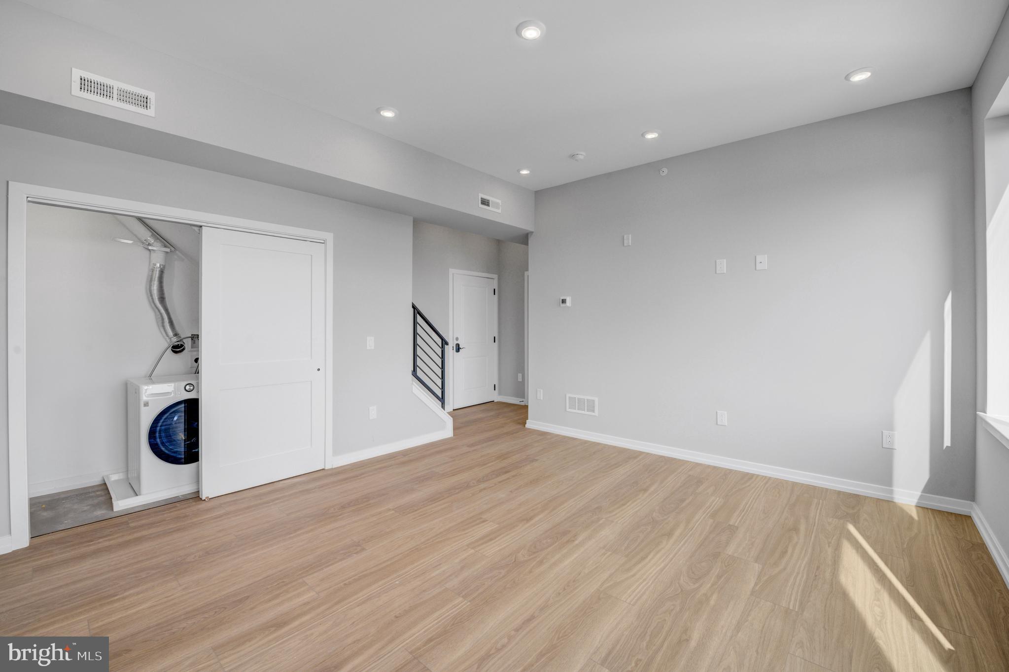 1205 S 15TH STREET 4C
