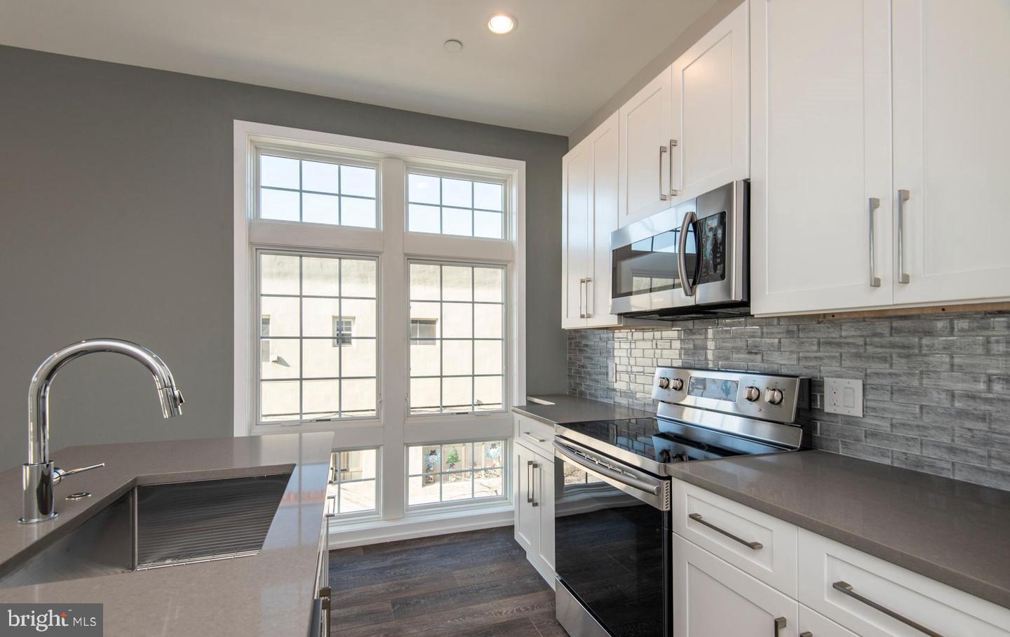 1340 S 13TH STREET 2I
