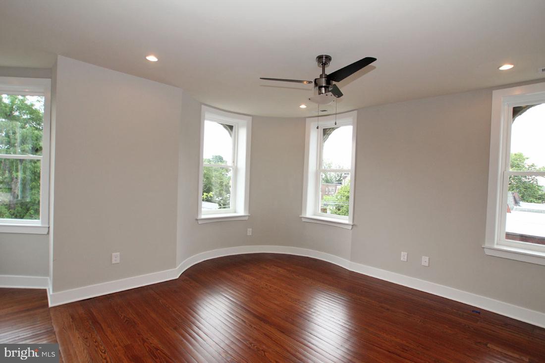 400 S 45TH STREET 4D