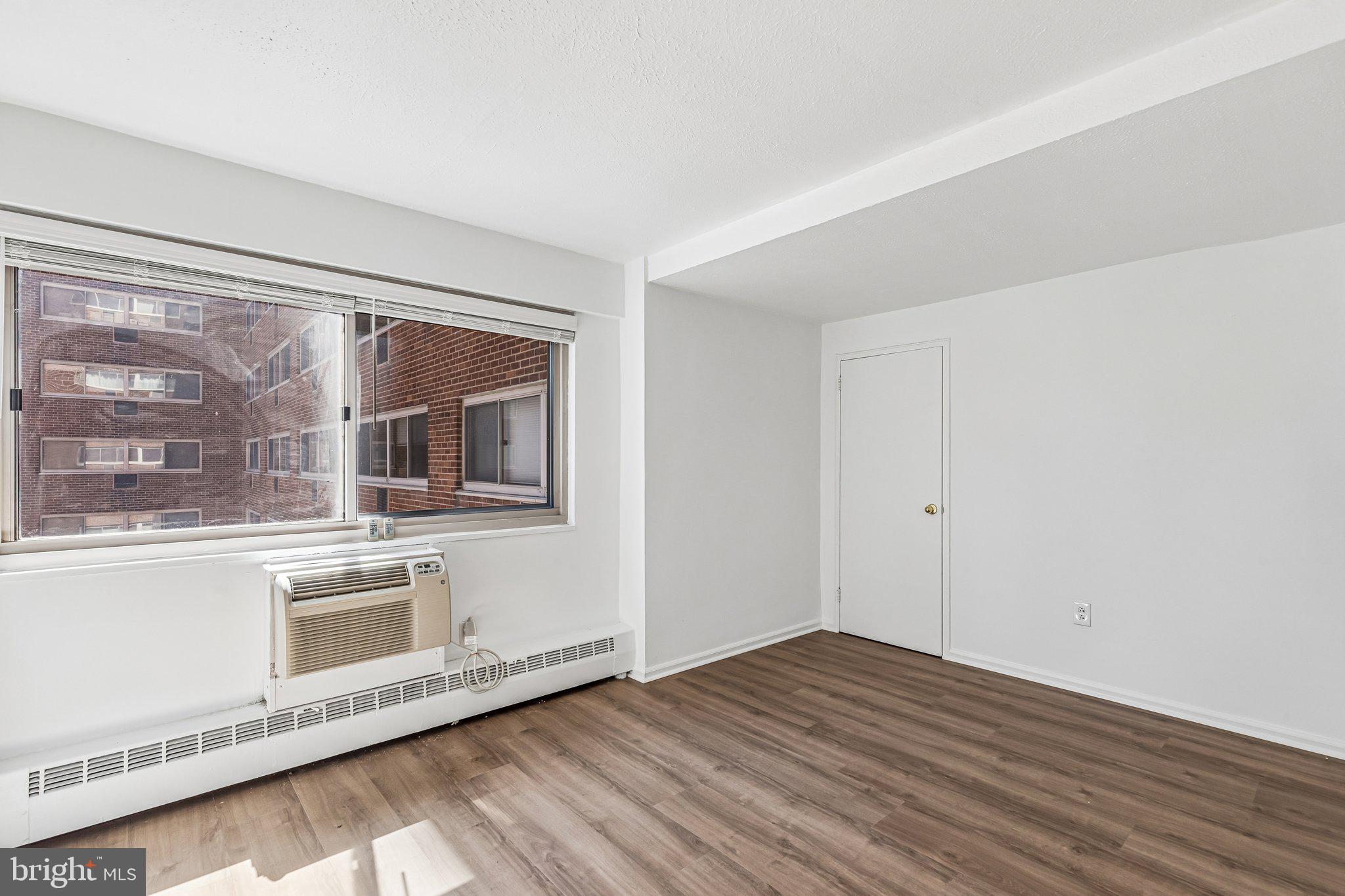 2101 CHESTNUT STREET 1121