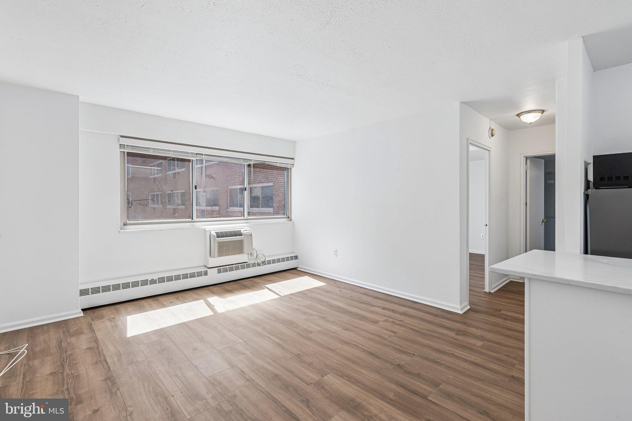 2101 CHESTNUT STREET 1121