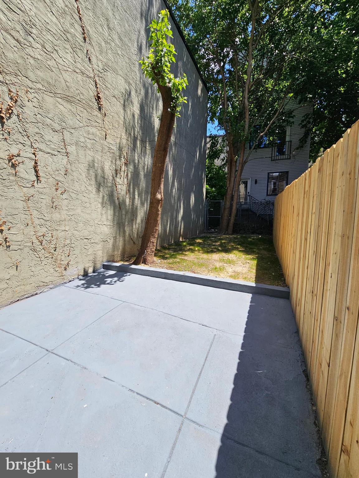 1835 N GRATZ STREET