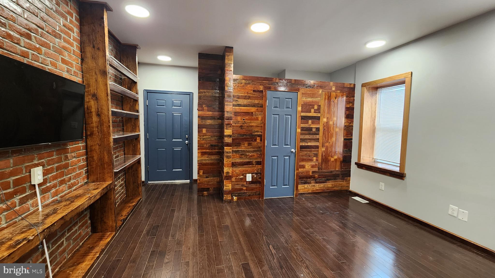 1912 S 19TH STREET 2
