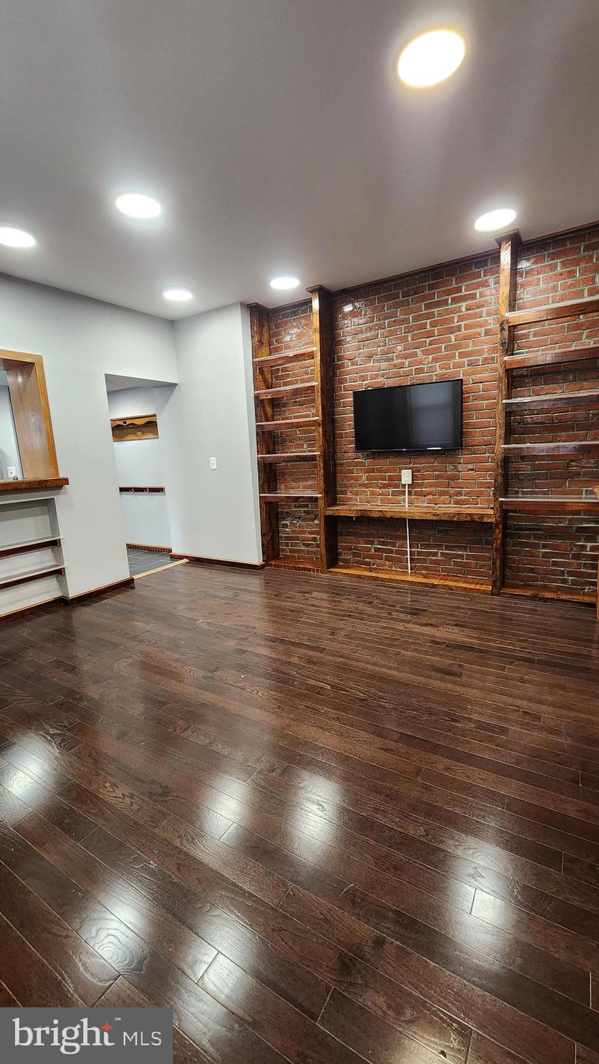 1912 S 19TH STREET 2