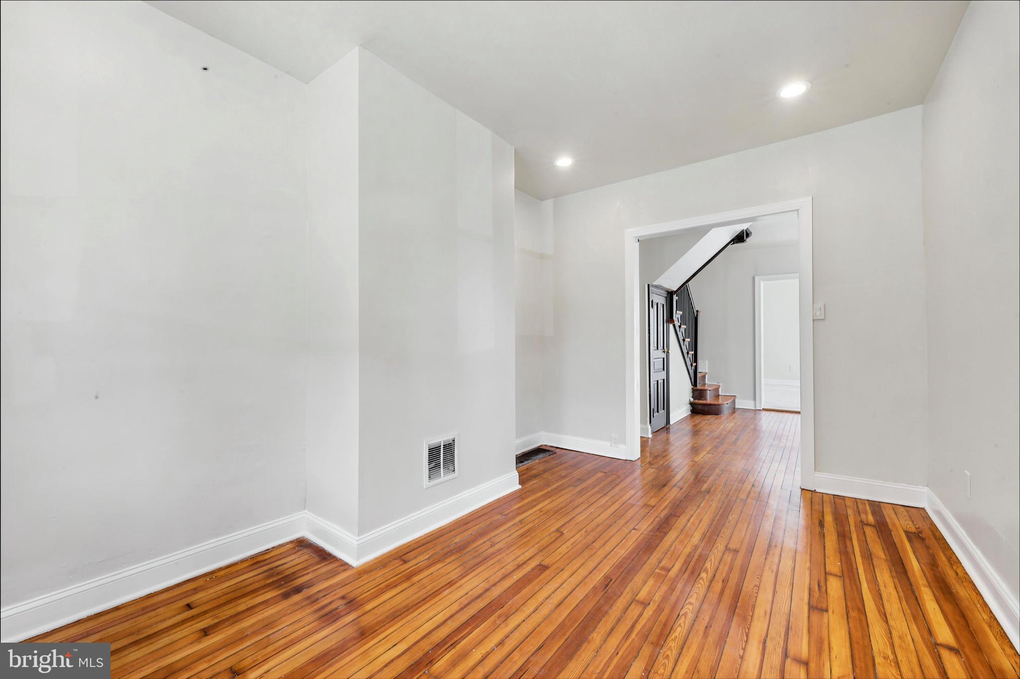 51 E HIGH STREET