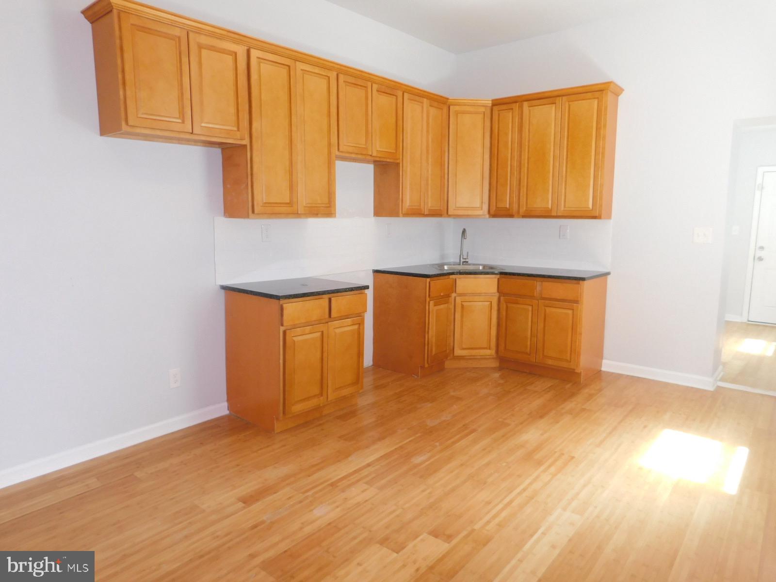 1105 N 42ND STREET