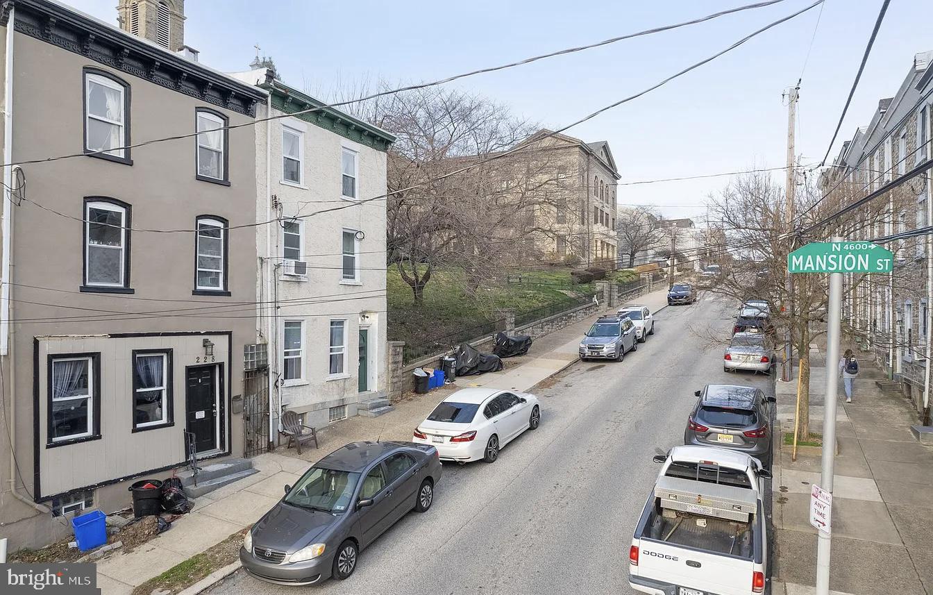 230 HERMITAGE STREET