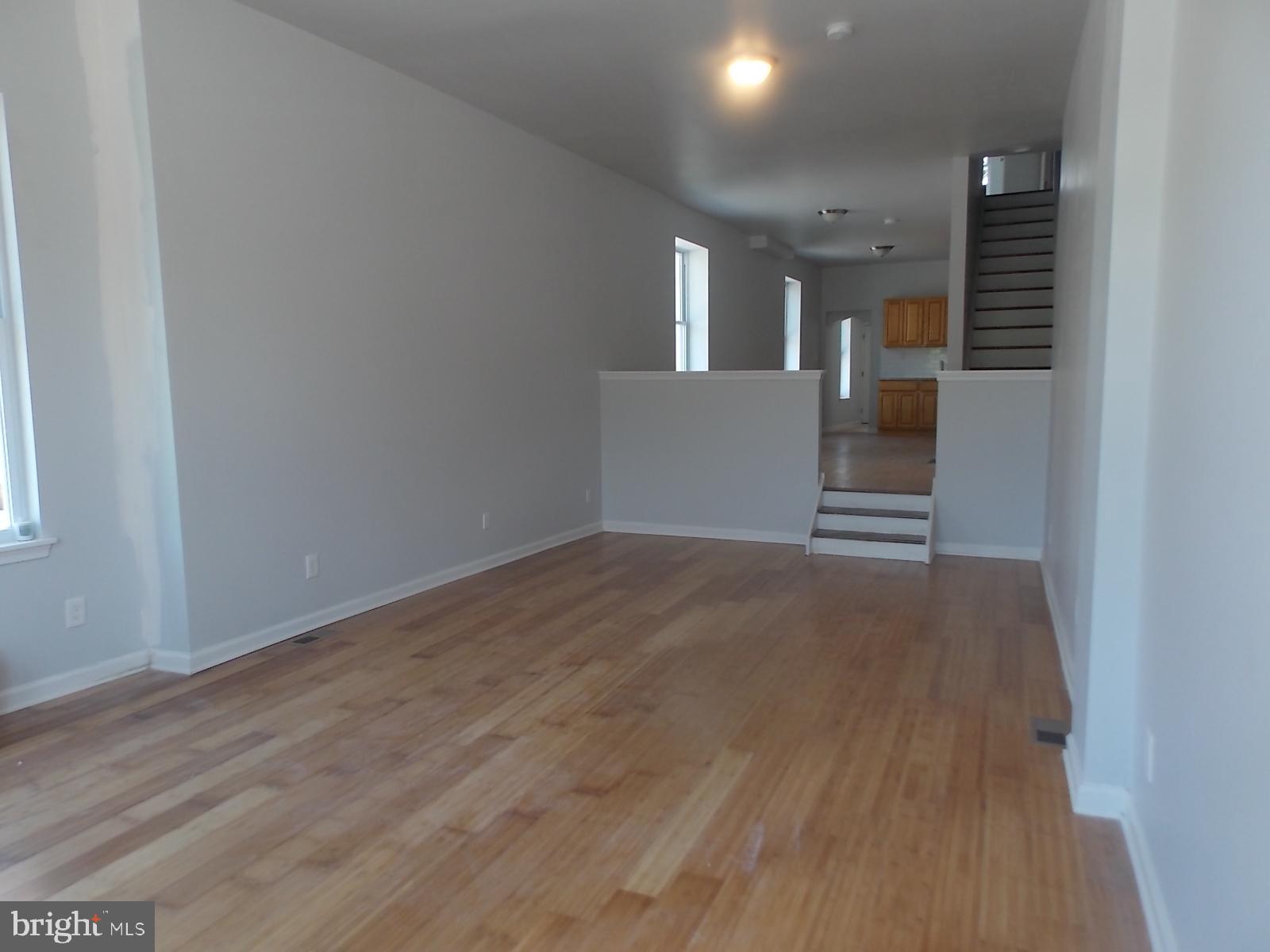 4200 W THOMPSON STREET