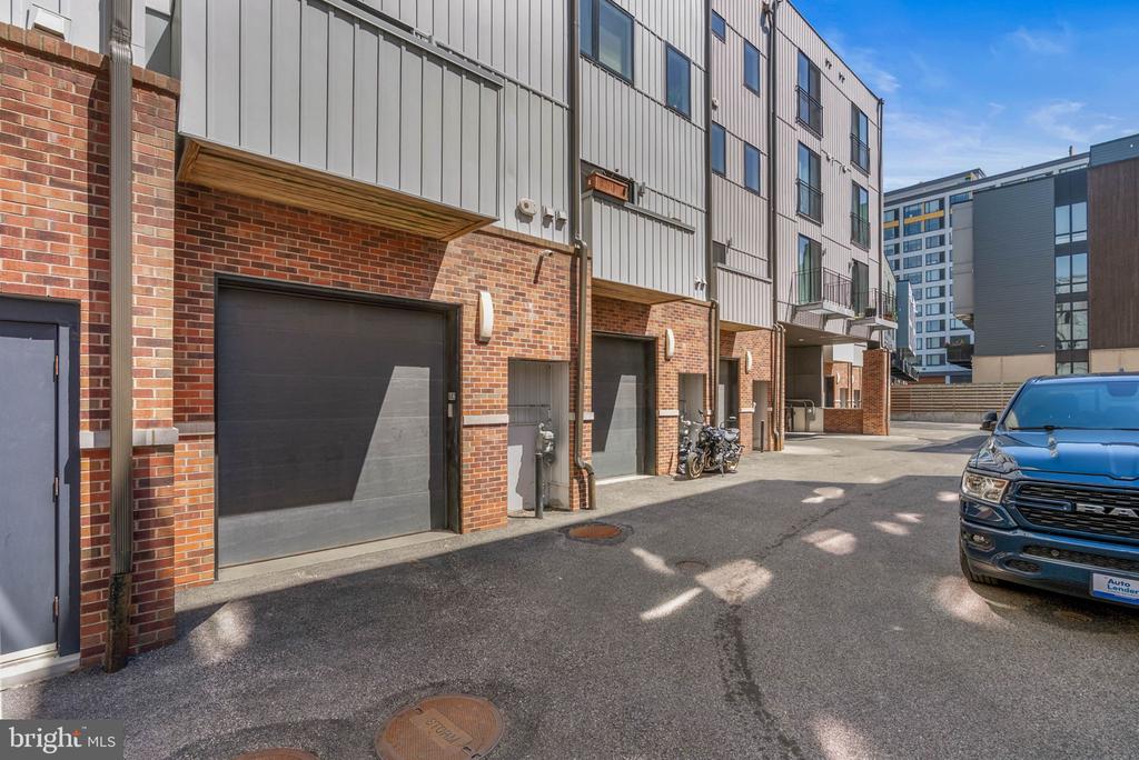 642 N 5TH STREET