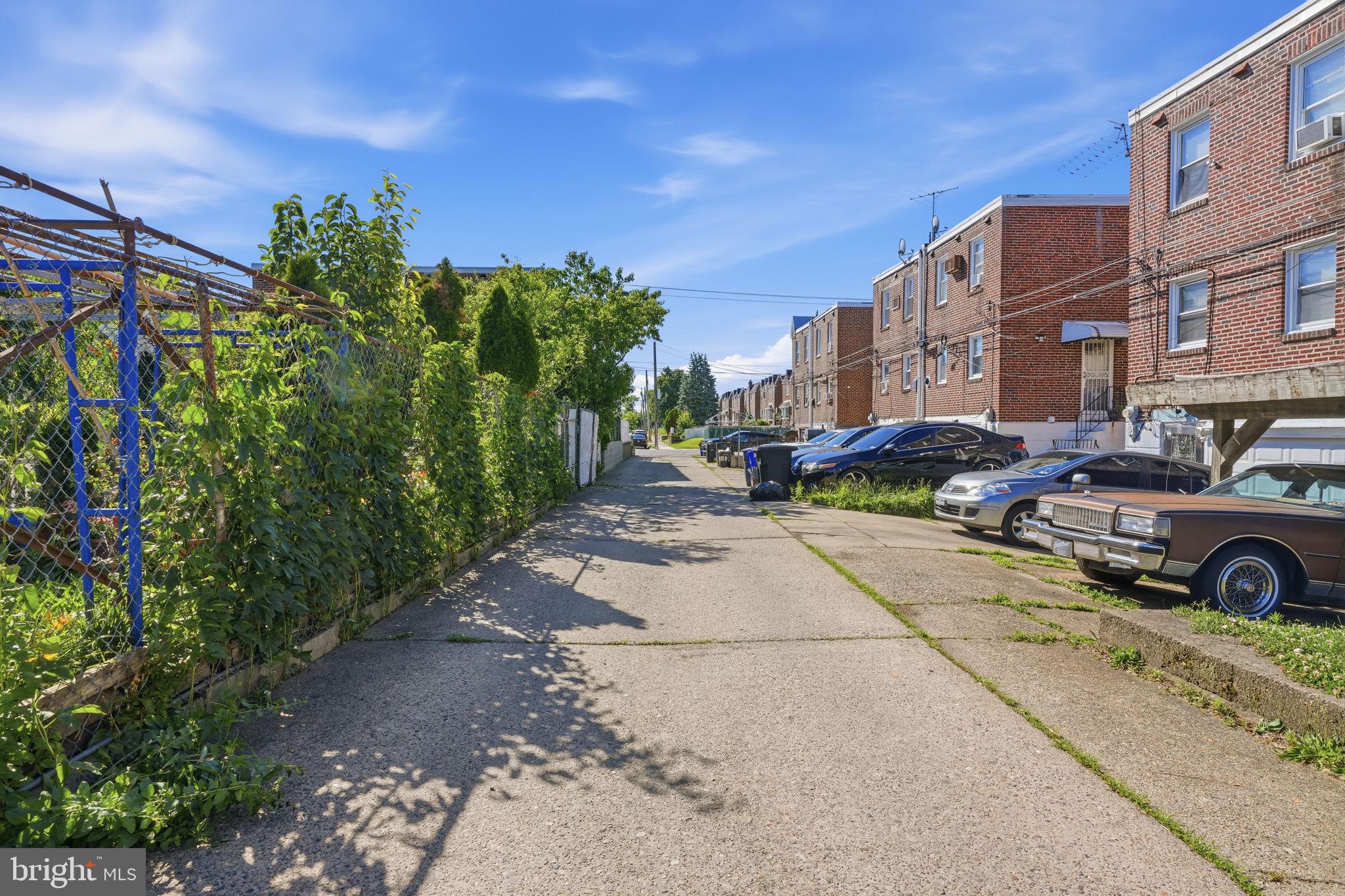 1025 FRIENDSHIP STREET