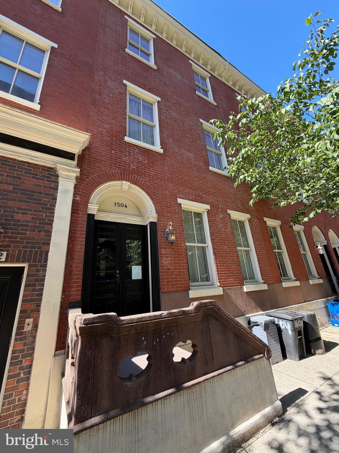 1504 MOUNT VERNON STREET 1