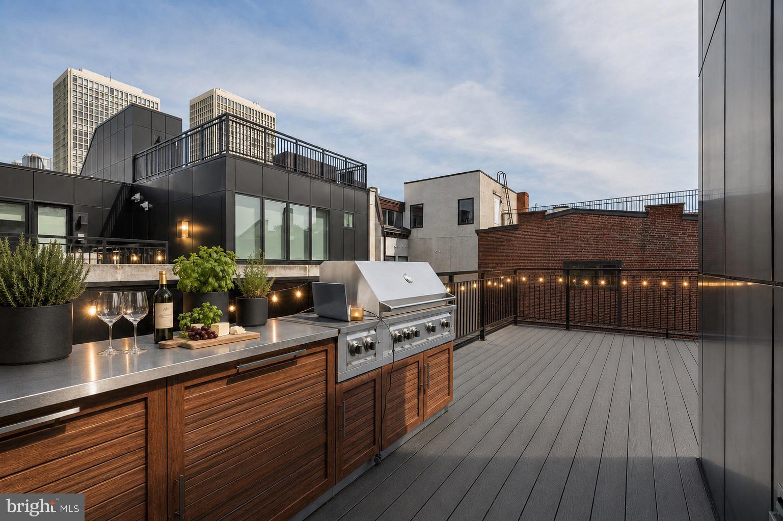 218 S 3RD STREET