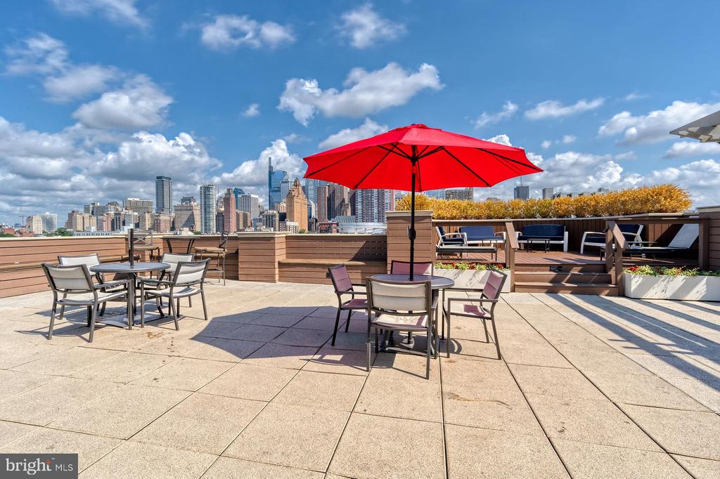 777 S BROAD STREET 206