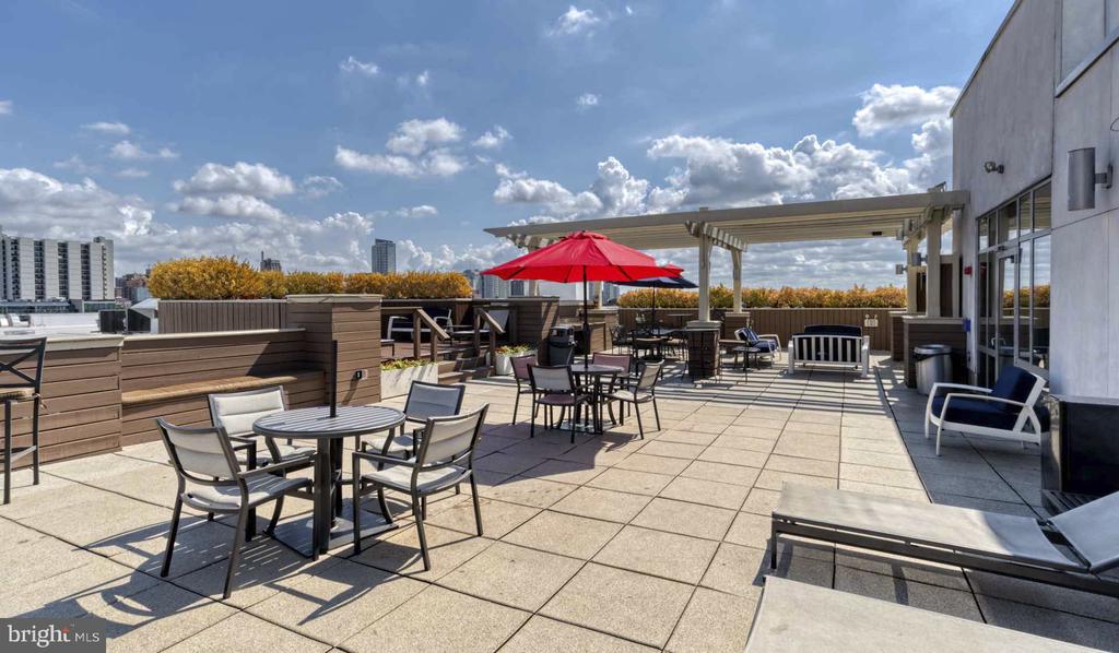 777 S BROAD STREET 206