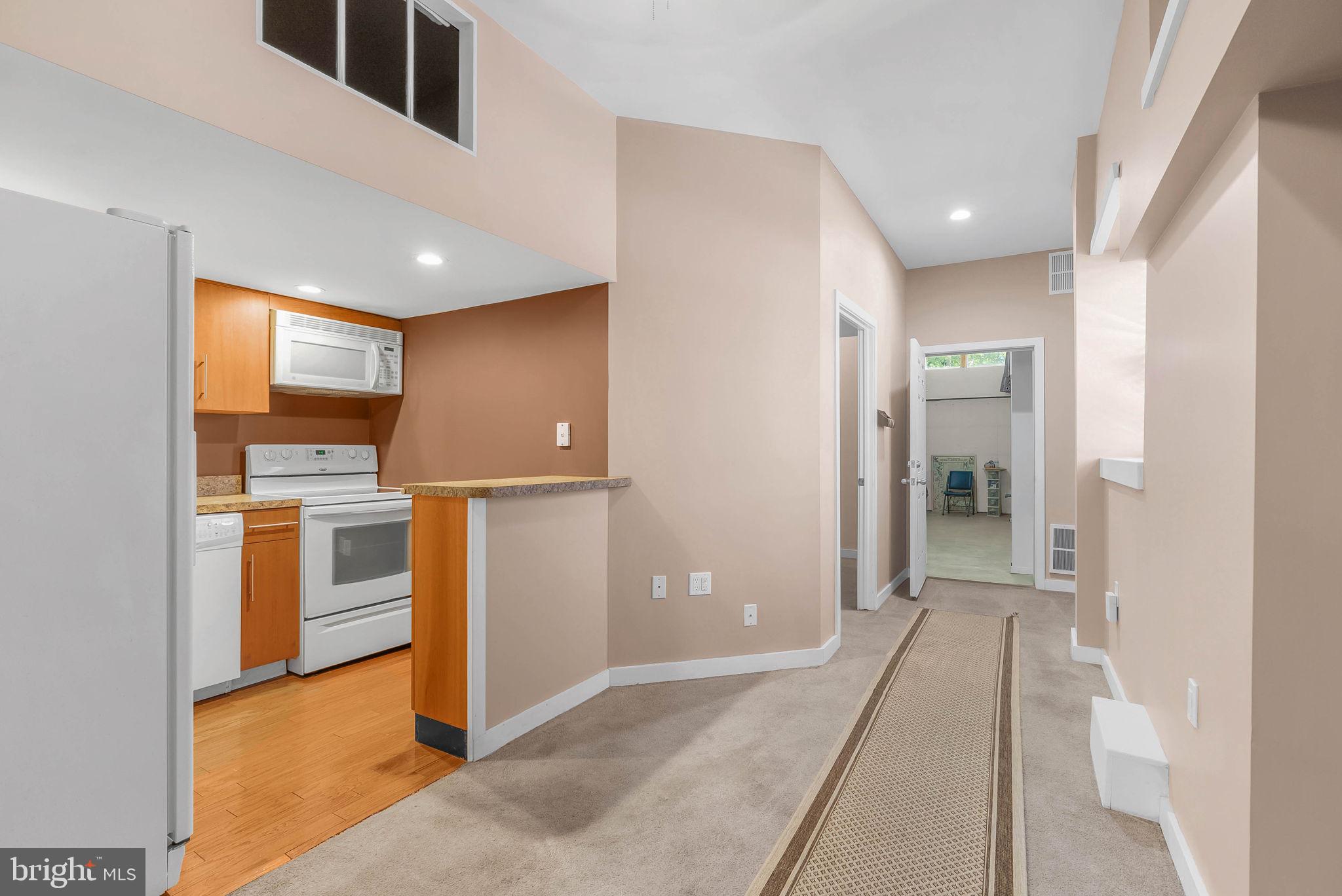 678 N 15TH STREET