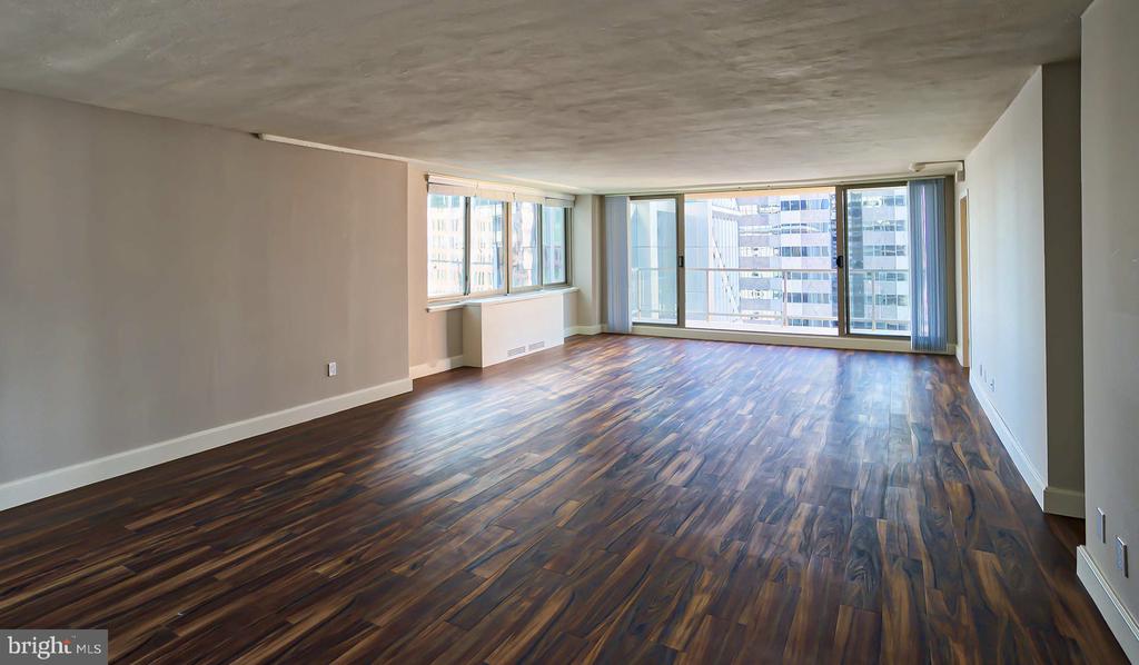 1815 JOHN F KENNEDY BOULEVARD 515