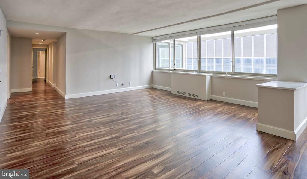 1815 JOHN F KENNEDY BOULEVARD 515