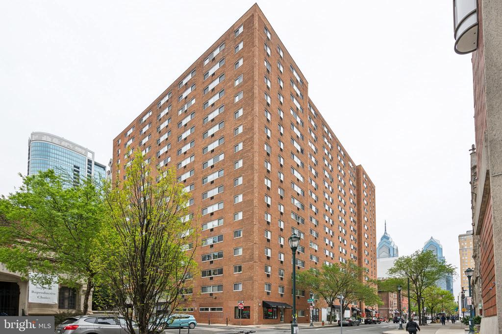 2101 CHESTNUT STREET 1008
