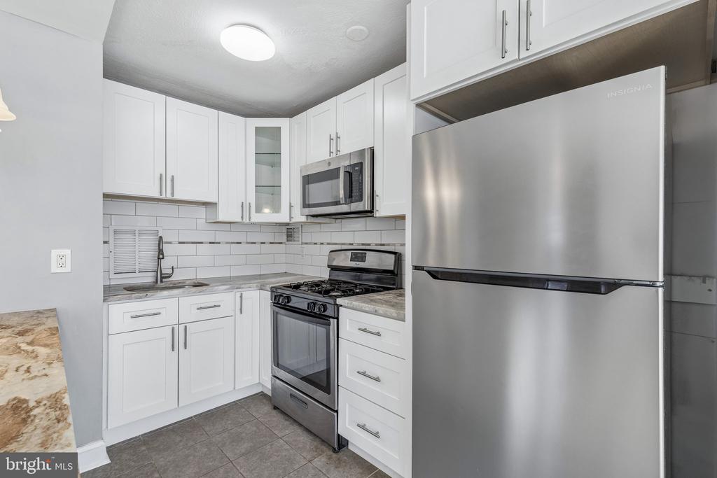 2101 CHESTNUT STREET 1008
